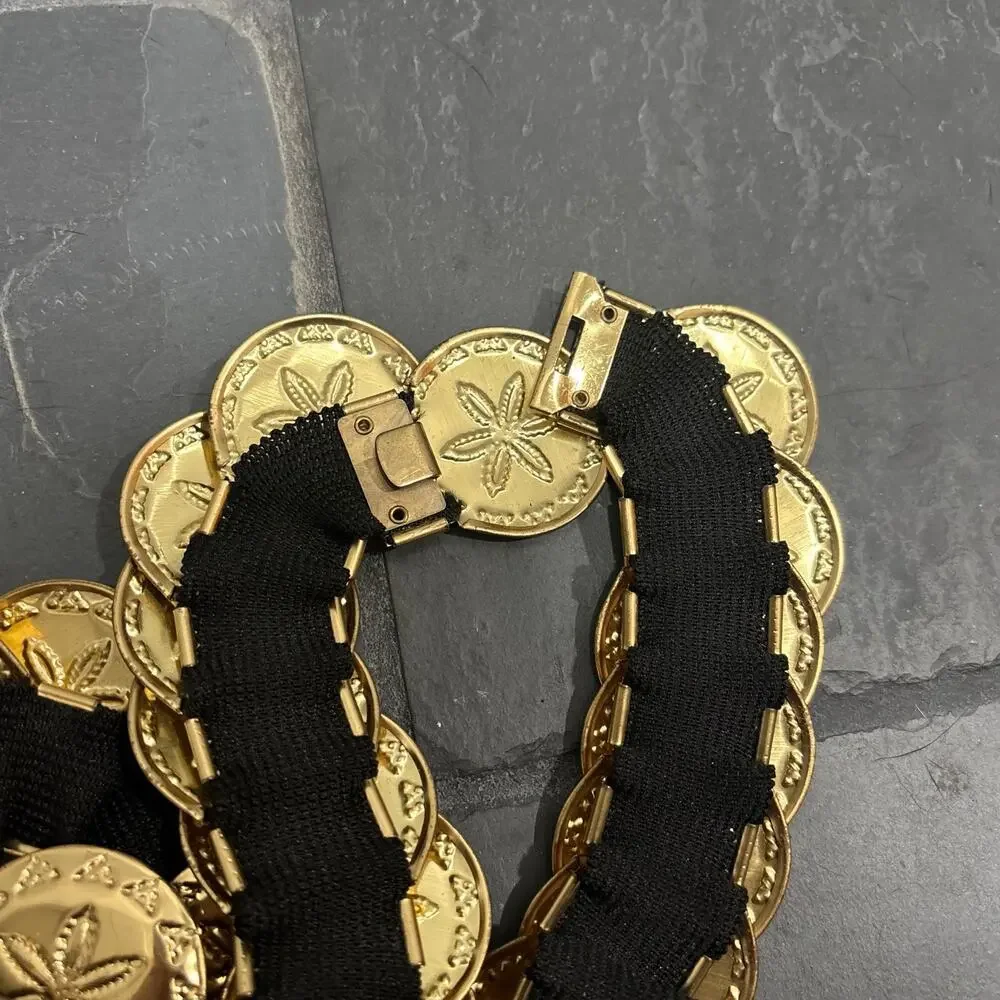 Vintage Sand Dollar Gold Colored Metal Disc Belt